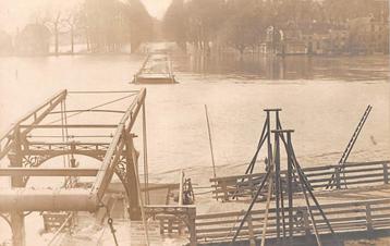 Deventer Schipbrug Watersnoodramp 1926 Fotokaart Schepen beschikbaar voor biedingen