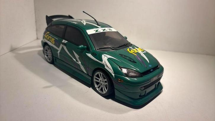 Ford focus zx3 rally motermax 1.18, Hobby en Vrije tijd, Modelauto's | 1:18, Zo goed als nieuw, Ophalen of Verzenden