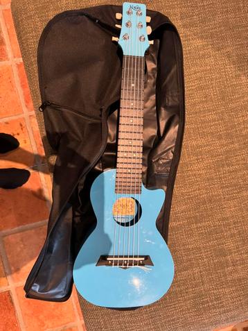 Gitaar korala ukelele 