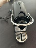 Krups Nespresso Pixie Titanium, Witgoed en Apparatuur, Koffiezetapparaten, Gebruikt, Koffiemachine, Ophalen of Verzenden, 1 kopje