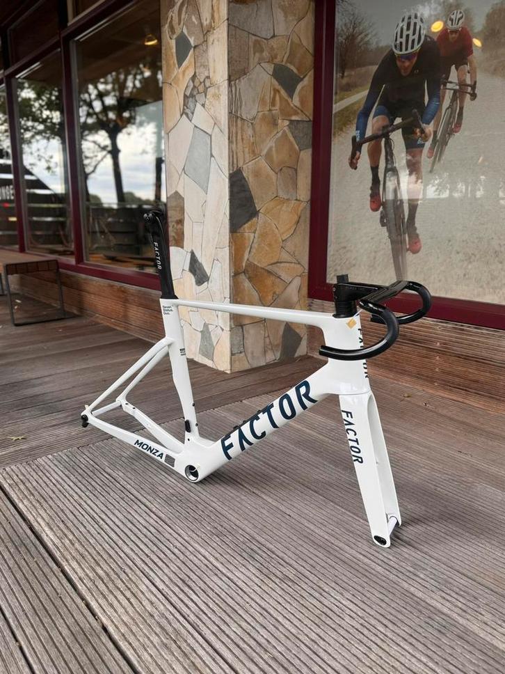 Factor Monza White 58 cm framepack, Fietsen en Brommers, Fietsen | Racefietsen, Nieuw, Overige merken, Minder dan 10 versnellingen