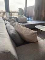 Lichtgrijze hoekbank Pronto wonen + hocker, Huis en Inrichting, Ophalen, Gebruikt, Hoekbank, 300 cm of meer
