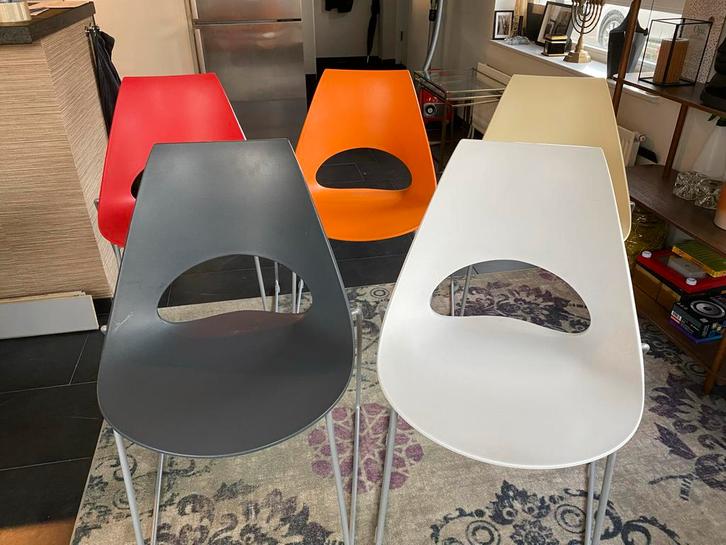 Bontempi Shark stoelen - 5 stuks, diverse kleuren, Huis en Inrichting, Stoelen, Gebruikt, Vijf, Zes of meer stoelen, Kunststof