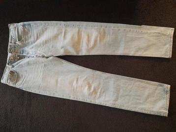 Levi 501, 32-34, licht blauw beschikbaar voor biedingen