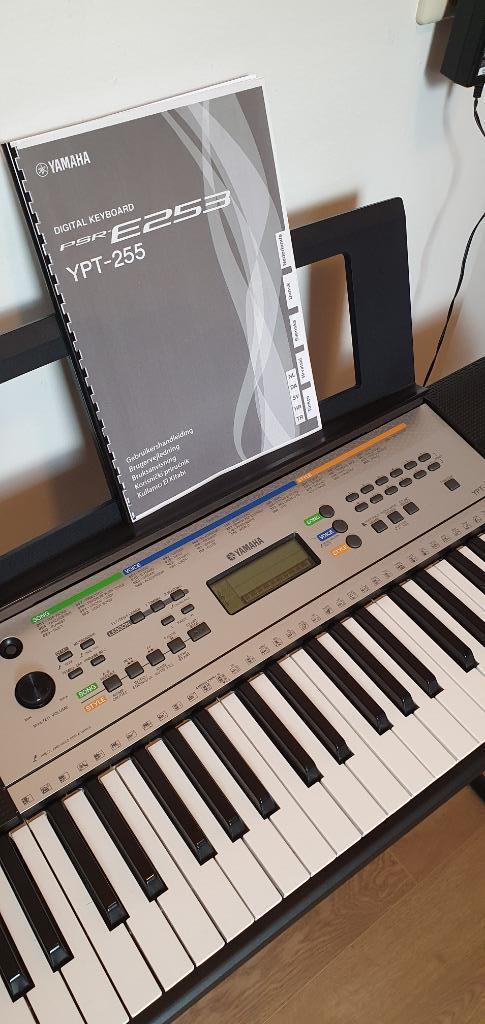 Keyboard Yamaha YPT-255 PSR-E253 Piano Keyboard, Muziek en Instrumenten, Keyboards, Zo goed als nieuw, 61 toetsen, Yamaha, Ophalen