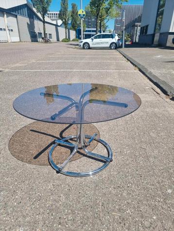 Vintage salontafel space age 70s rookglas en chroom beschikbaar voor biedingen
