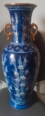 Grote Blauwe vaas met gouden details 1 meter hoog, Huis en Inrichting, Ophalen, Blauw, Aardewerk of Porselein, Zo goed als nieuw