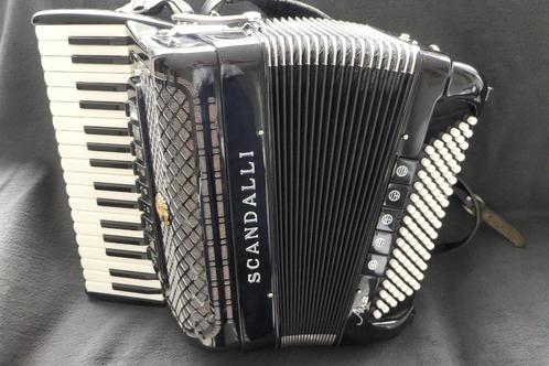 Accordeon Scandalli AIR II A Mano 34 Tasten/96 Bass nur 9,5, Muziek en Instrumenten, Accordeons, Zo goed als nieuw, Toetsaccordeon