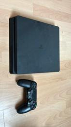 PS4 Slim 250GB SSD, Met 2 controllers, Ophalen of Verzenden, Zo goed als nieuw, Slim