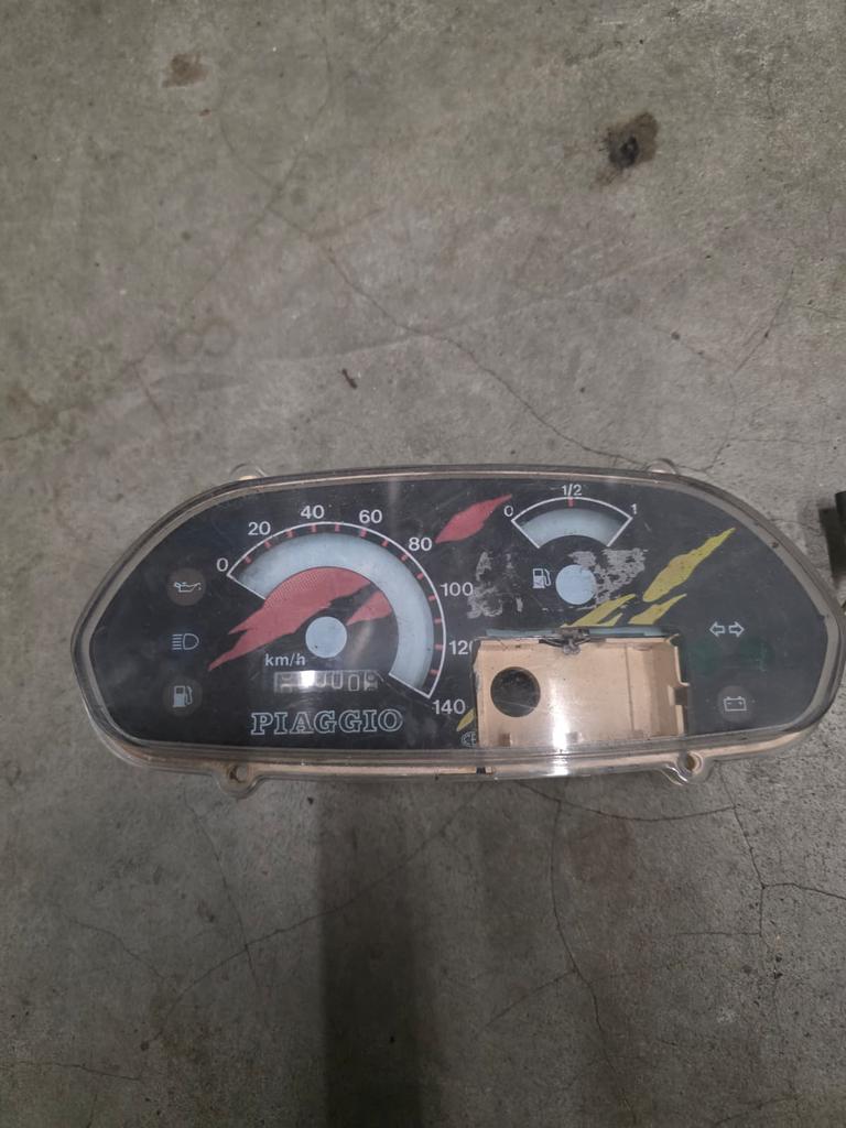 Piaggio typhoon 125cc motor teller onderdelen 180cc, Motoren, Ophalen of Verzenden