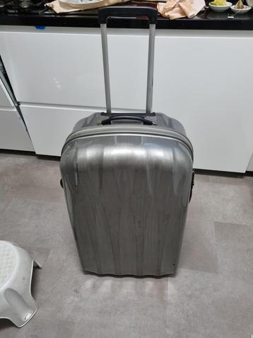 Nette reiskoffer Bijenkorf grijs/silver ruimbagage  beschikbaar voor biedingen