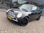 Mini Mini 1.6 Cooper Pepper PANO / AIRCO, Voorwielaandrijving, Metallic lak, Gebruikt, 4 cilinders