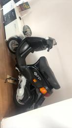 Piaggio zip type 3 met 17 originele kilometers, Fietsen en Brommers, Ophalen, Zo goed als nieuw, Piaggio