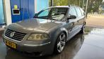 Volkswagen Passat 1.9 TDI Variant 96KW 4MOTION 2005 Grijs, Auto's, Volkswagen, 15 km/l, Zwart, 4 cilinders, Stoelverwarming