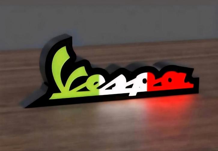 Vespa Reclamebak LED - Nieuw!, Huis en Inrichting, Lampen | Hanglampen, Nieuw, Minder dan 50 cm, Kunststof, Ophalen of Verzenden