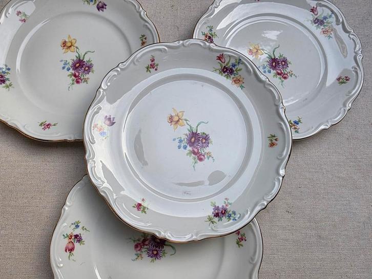 Boterham ontbijtborden borden mooi gebloemd, Antiek en Kunst, Antiek | Servies los, Ophalen of Verzenden