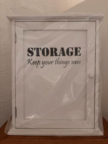 Stijlvol wit opbergkastje – 22x30x13 beschikbaar voor biedingen