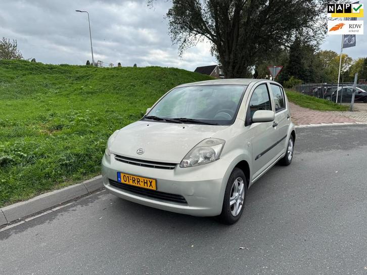 Daihatsu Sirion 2 1.3-16V Comfort Automaat 5Drs Trekhaak, Auto's, Daihatsu, Particulier, Te koop, Sirion, ABS, Airbags, Centrale vergrendeling