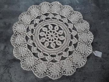 Gehaakt kleedje 43 cm nieuw!  beschikbaar voor biedingen