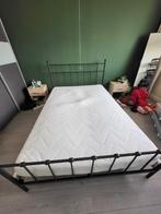Bed 140x200 inclusief matras, Huis en Inrichting, Slaapkamer | Bedden, Gebruikt, Ophalen