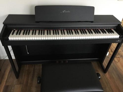 Digitale piano/keyboard Amadeus D320, Muziek en Instrumenten, Keyboards, Zo goed als nieuw, 88 toetsen, Overige merken, Aanslaggevoelig