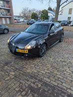 Alfa Romeo Giulietta 2011 Zwart automaat, Auto's, Alfa Romeo, 1280 kg, Zwart, 4 cilinders, Leder en Stof
