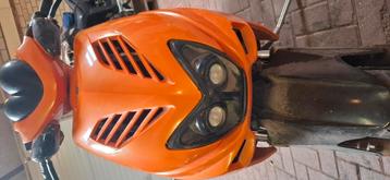 Yamaha Aerox Kappenset Oranje+ Binnenkuip beschikbaar voor biedingen