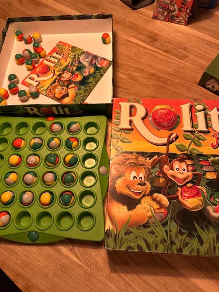 Rolit Junior - Leuk familiespel!, Hobby en Vrije tijd, Gezelschapsspellen | Bordspellen, Gebruikt, Een of twee spelers, Reisspel