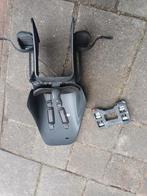 Fietsstoeltje, Motoren, Ophalen