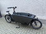 Urban Arrow Family CargoLine bakfiets 2023 met maar 2303km, Fietsen en Brommers, Fietsen | Bakfietsen, Ophalen, Zo goed als nieuw