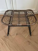 Handig voetenbankje rotan & zwart metaal binnen & buiten, Ophalen, Minder dan 50 cm, Gebruikt, Rond