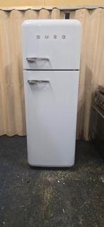 Smeg koelkast babyblauw, 200 liter of meer, Zo goed als nieuw, Met vriesvak, 160 cm of meer