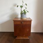 Leuk vintage nachtkastje!, Ophalen, Gebruikt, Hout, Minder dan 45 cm