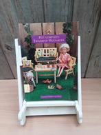 Hobbyboekje: Het complete tienerpop woonboek, Ophalen of Verzenden, Zo goed als nieuw