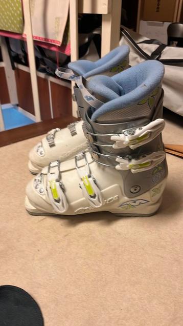 Skischoenen Nordica maat 23/23,5 beschikbaar voor biedingen