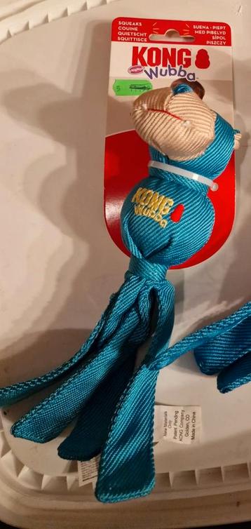 Kong Wubba speelgoed met piep. beschikbaar voor biedingen
