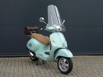 Vespa GTS 300HPE 2019 300 Verde Motorscooter Windscherm beschikbaar voor biedingen