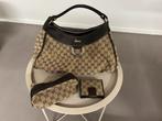 Gucci set: tas + beauty case + portemonnee, Sieraden, Tassen en Uiterlijk, Tassen | Damestassen, Ophalen of Verzenden, Nieuw, Beige