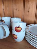 Compleet Ontbijtservies met Theepot & Melkkan, Huis en Inrichting, Keuken | Servies, Ophalen, Gebruikt, Keramiek, Overige stijlen