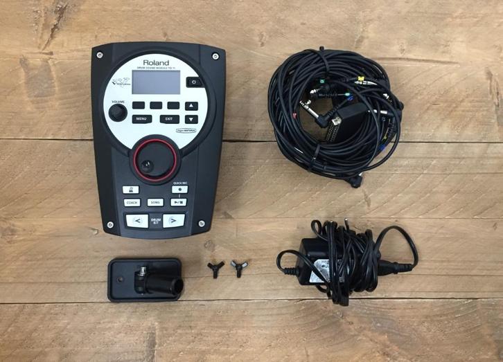 AANBIEDING!! Roland TD11 drum module ( TD 11 TD-11 ), Muziek en Instrumenten, Instrumenten | Onderdelen, Drums of Percussie, Ophalen of Verzenden
