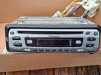 Pioneer autoradio met cd speler, Auto diversen, Ophalen of Verzenden, Zo goed als nieuw