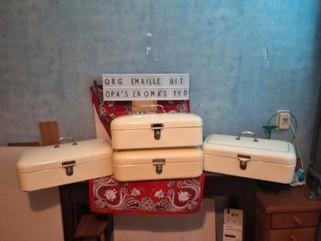 👌 Originele ecru EMAILLE BROODTROMMEL (S) beschikbaar voor biedingen
