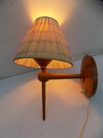 Wandlampje vintage retro jaren 60 met originele kap, Ophalen of Verzenden, Gebruikt, Hout