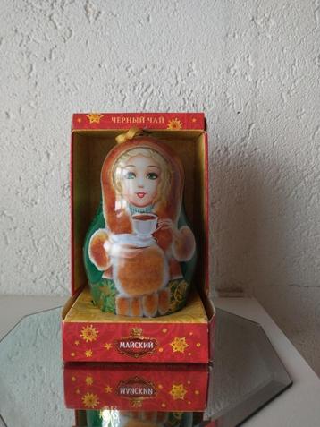 Kersthanger, matroesjka of baboesjka met thee, zeldzaam beschikbaar voor biedingen