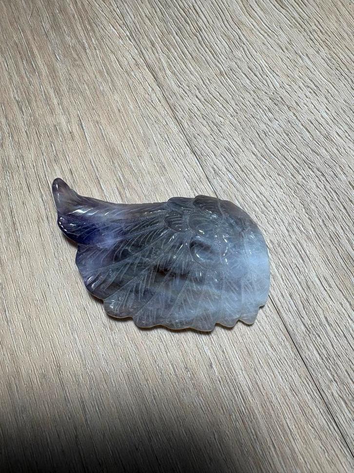 Amethist Engelen Vleugel carving, Verzamelen, Mineralen en Fossielen, Ophalen of Verzenden