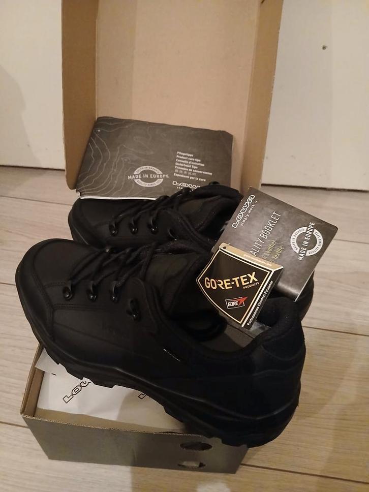 Nieuwe Lowa leren werkschoenen - Maat 44, Kleding | Heren, Schoenen, Nieuw, Werkschoenen, Zwart, Ophalen of Verzenden