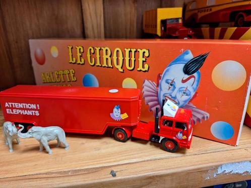 Zeldzame vrachtwagen circus arlette gruss incl doos, Hobby en Vrije tijd, Modelauto's | Overige schalen, Zo goed als nieuw, Bus of Vrachtwagen