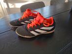 Zaalvoetbal schoenen / gymschoenen Adidas Predator Maat 39,5, Sport en Fitness, Voetbal, Maat XS of kleiner, Schoenen, Ophalen of Verzenden