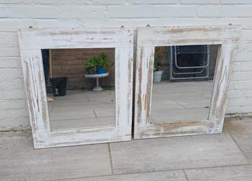 2 mooie brocante houten spiegels afmetingen zijn 69  58cm  beschikbaar voor biedingen