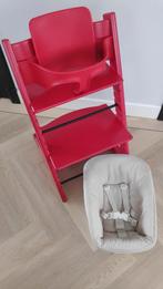 Rode Stokke Tripp trapp + babyset en newborn, Kinderen en Baby's, Kinderstoelen, Stoelverkleiner, Gebruikt, Ophalen of Verzenden